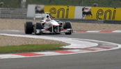 Sergio Perez kører her, han er fra Mexico